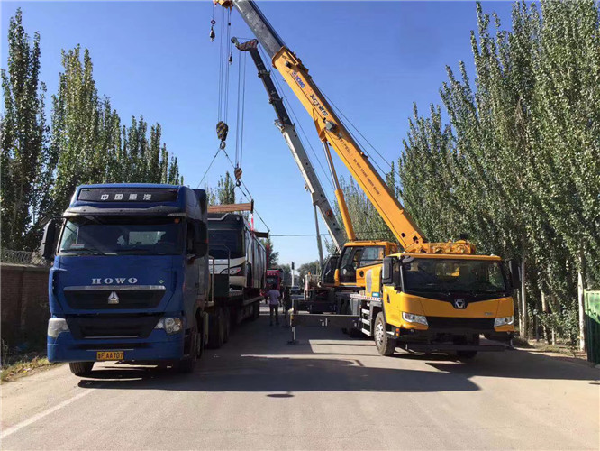 冷水江市“省油又稳当”—— 吊车的 “智能节能” 技术